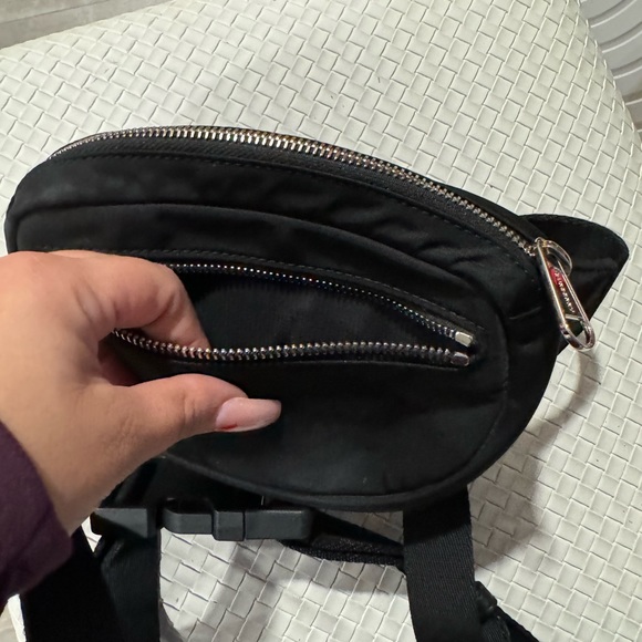 SOLD ❤️❤️FINAL SALE💐BURBERRY black cannon branded nylon belt bag Fanny pack ✨ - Picture 10 of 12